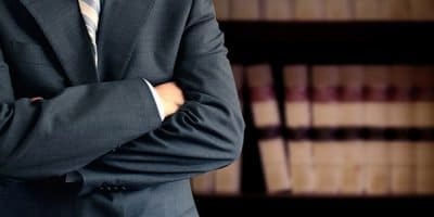 איך בוחרים עורך דין לגירושין